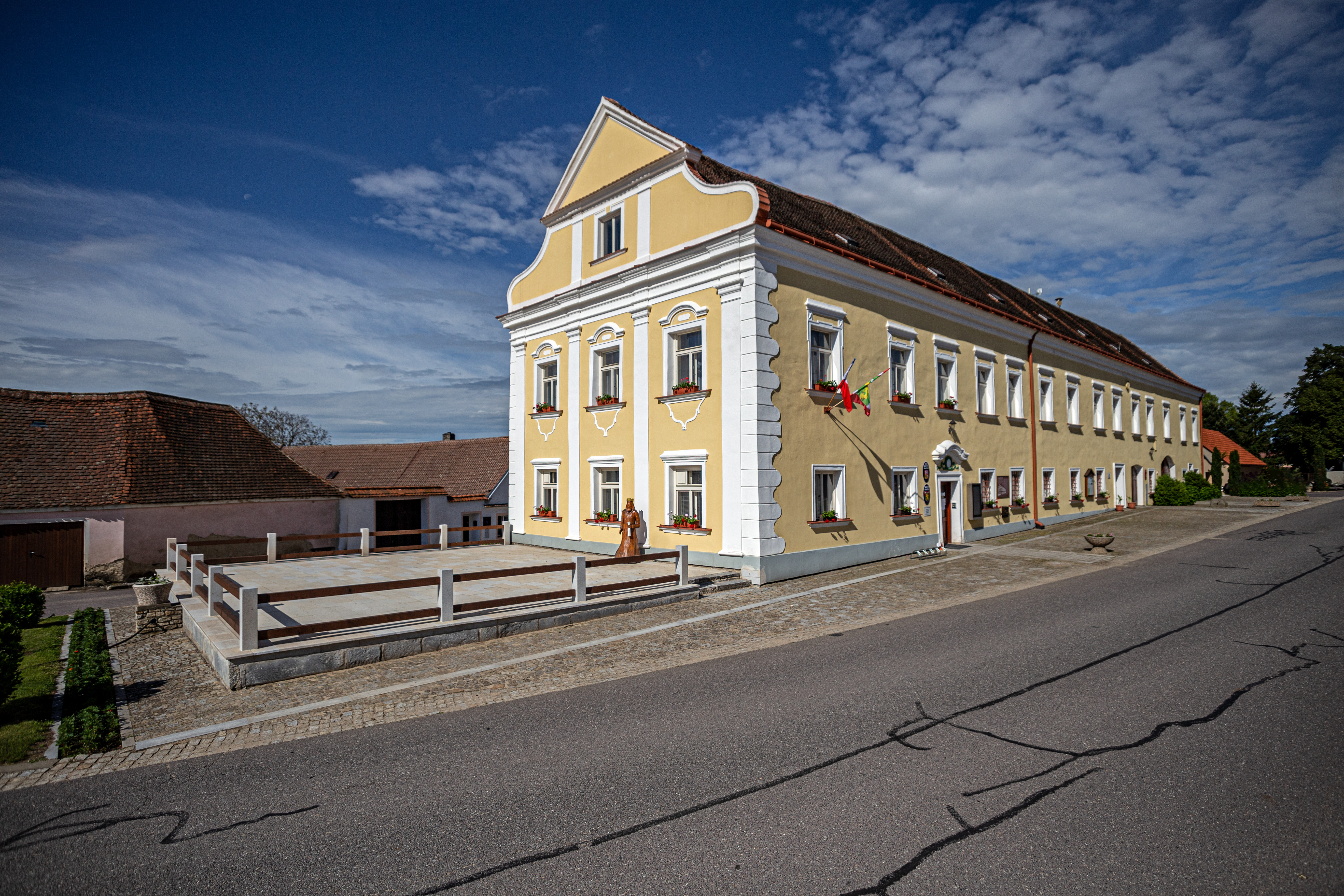 obrázek - obecní úřad Vratěnín